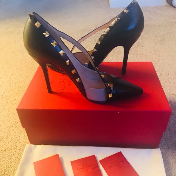 Shoes - Picture 2 of 5